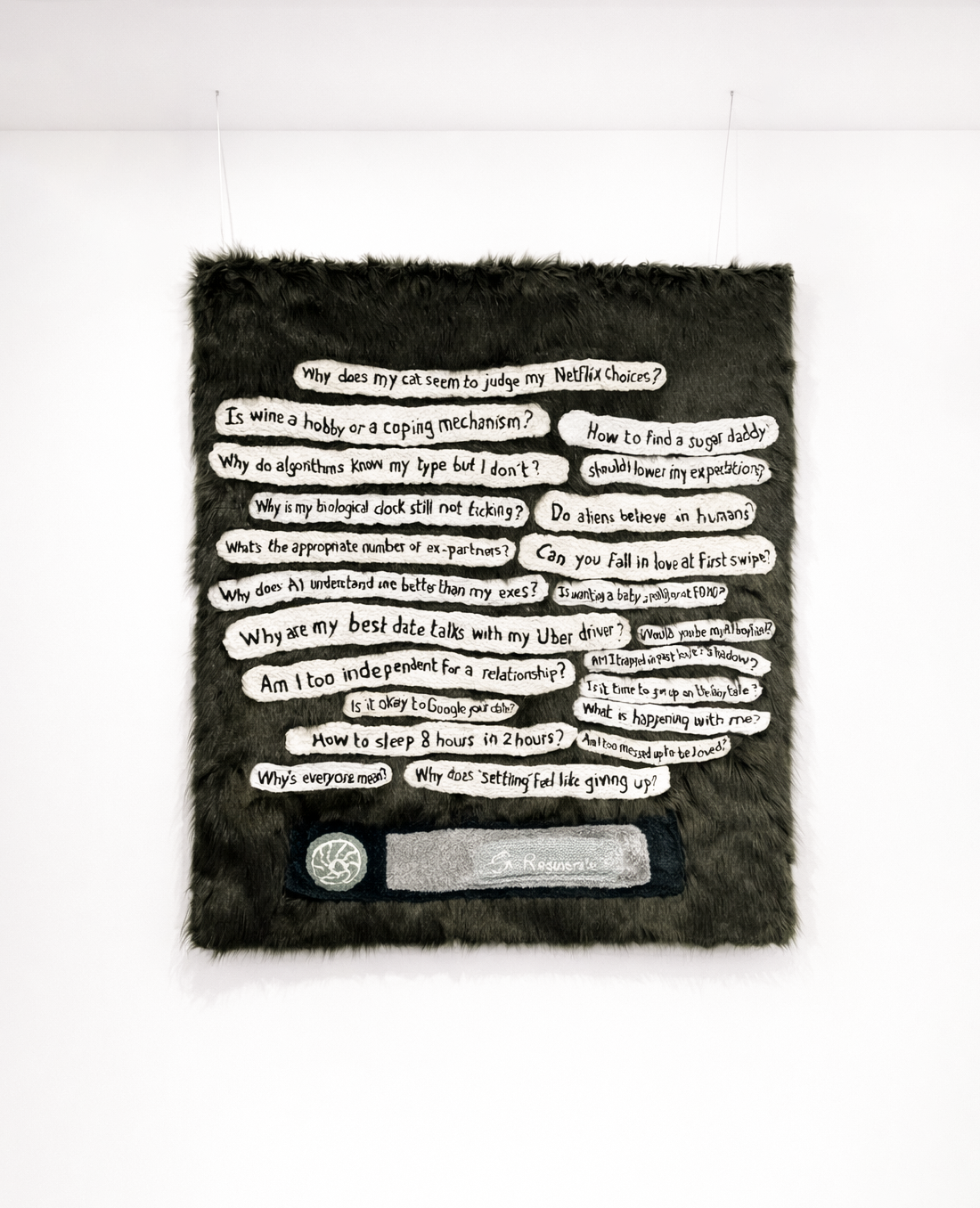 &Eacute;va Ostrowska, 3AM Existential Questions to Daddy GPT, large-scale tufted wool and fake fur tapestry depicting a late-night conversation with ChatGPT, contemporary textile art about AI emotional companionship, 220 &times; 195 cm, 2023