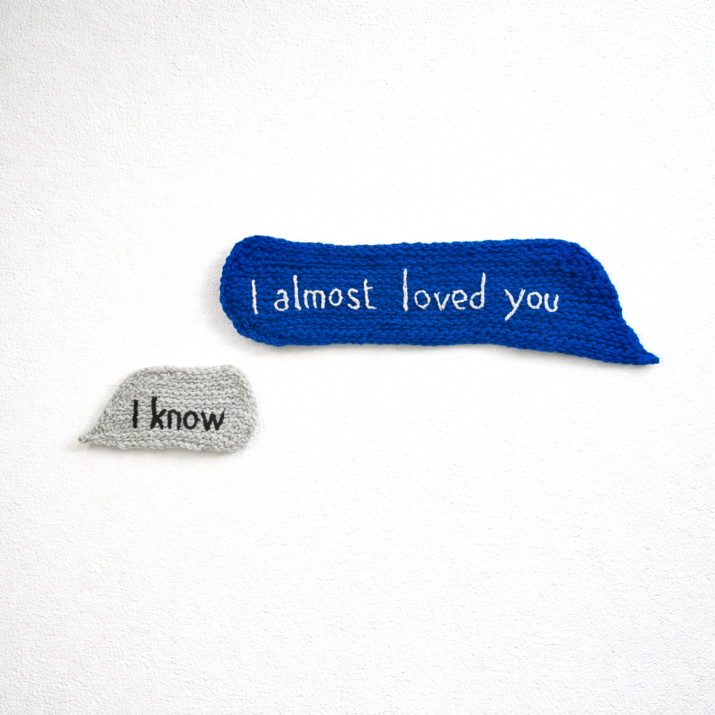 &Eacute;va Ostrowska, Almost, contemporary textile art about dating fatigue and emotional indifference in modern relationships