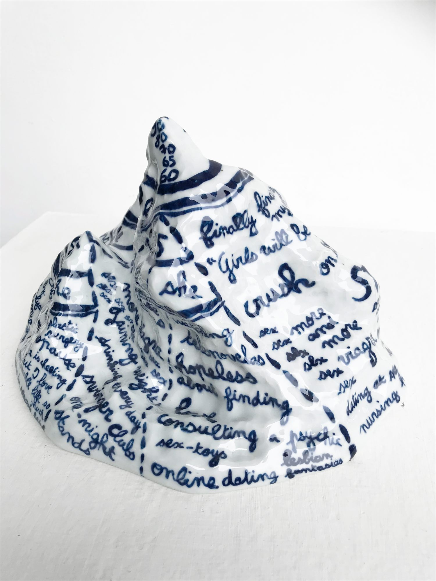 Eva Ostrowska, The Three Mountains of Love III, ages 60 and beyond, porcelain and China blue, Jingdezhen, 2019
